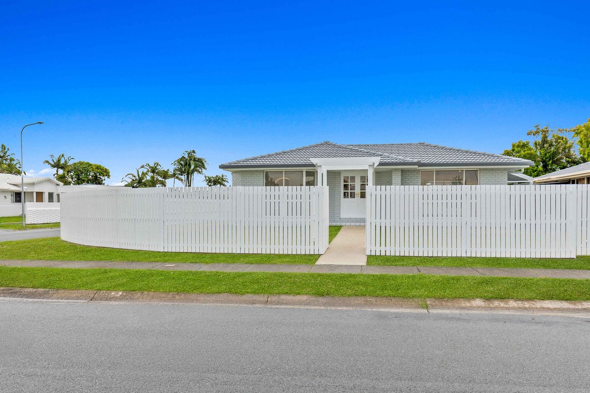 19 Galeen Drive Burleigh Waters 2