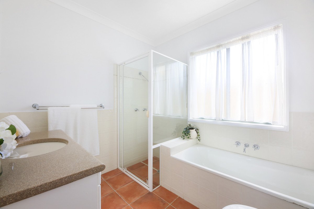 19 Gardendale Crescent Burleigh Waters 15