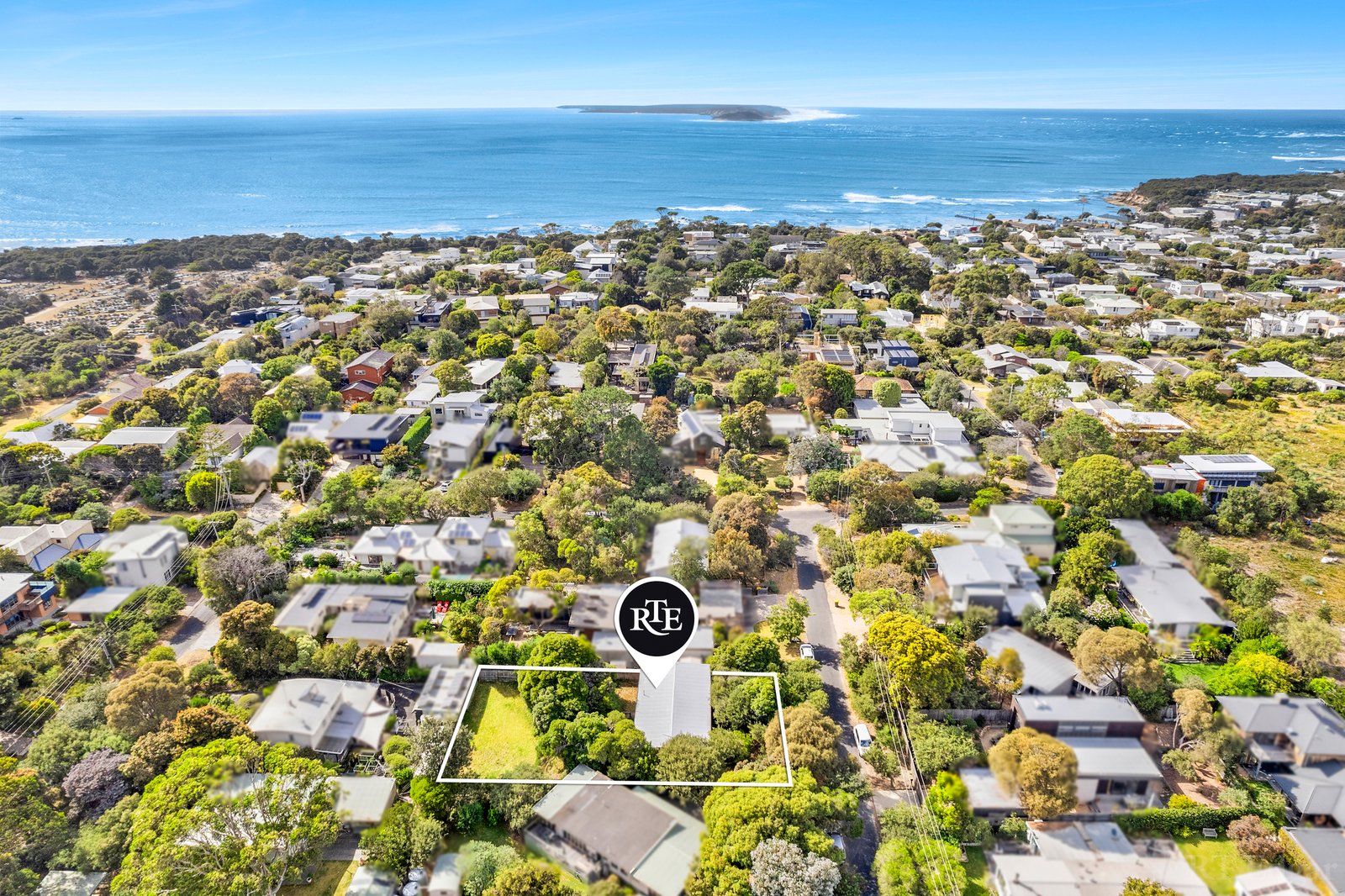 Real Estate and Property in 19 Girvan Grove, Point Lonsdale, VIC