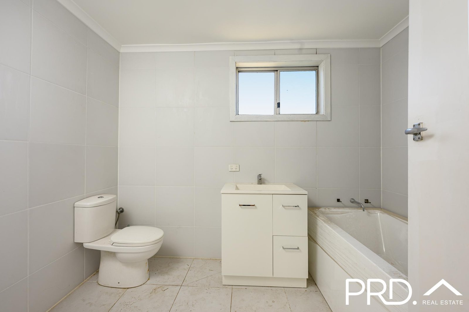 19 Glencorse Avenue MILPERRA 6
