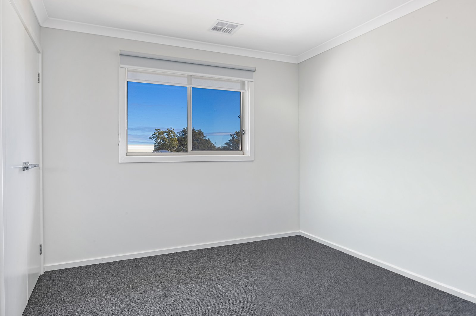 19 Goldanah Ave  NAGAMBIE 12