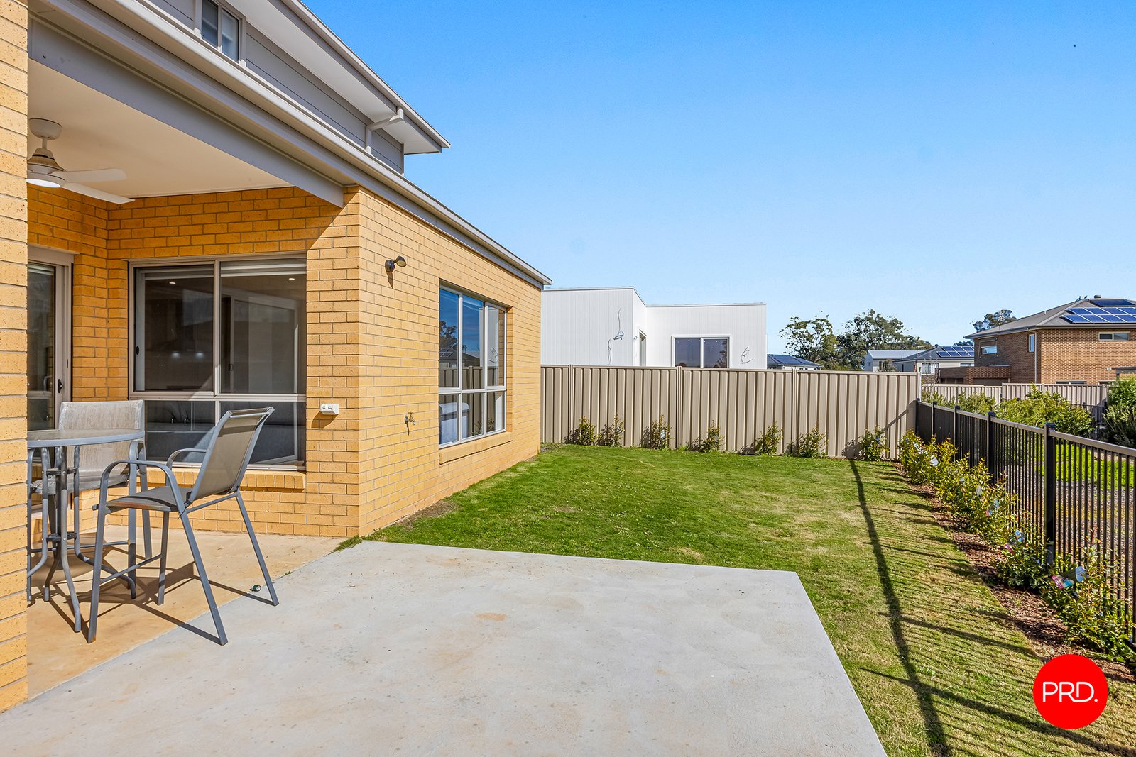 19 Goldanah Ave  NAGAMBIE 18