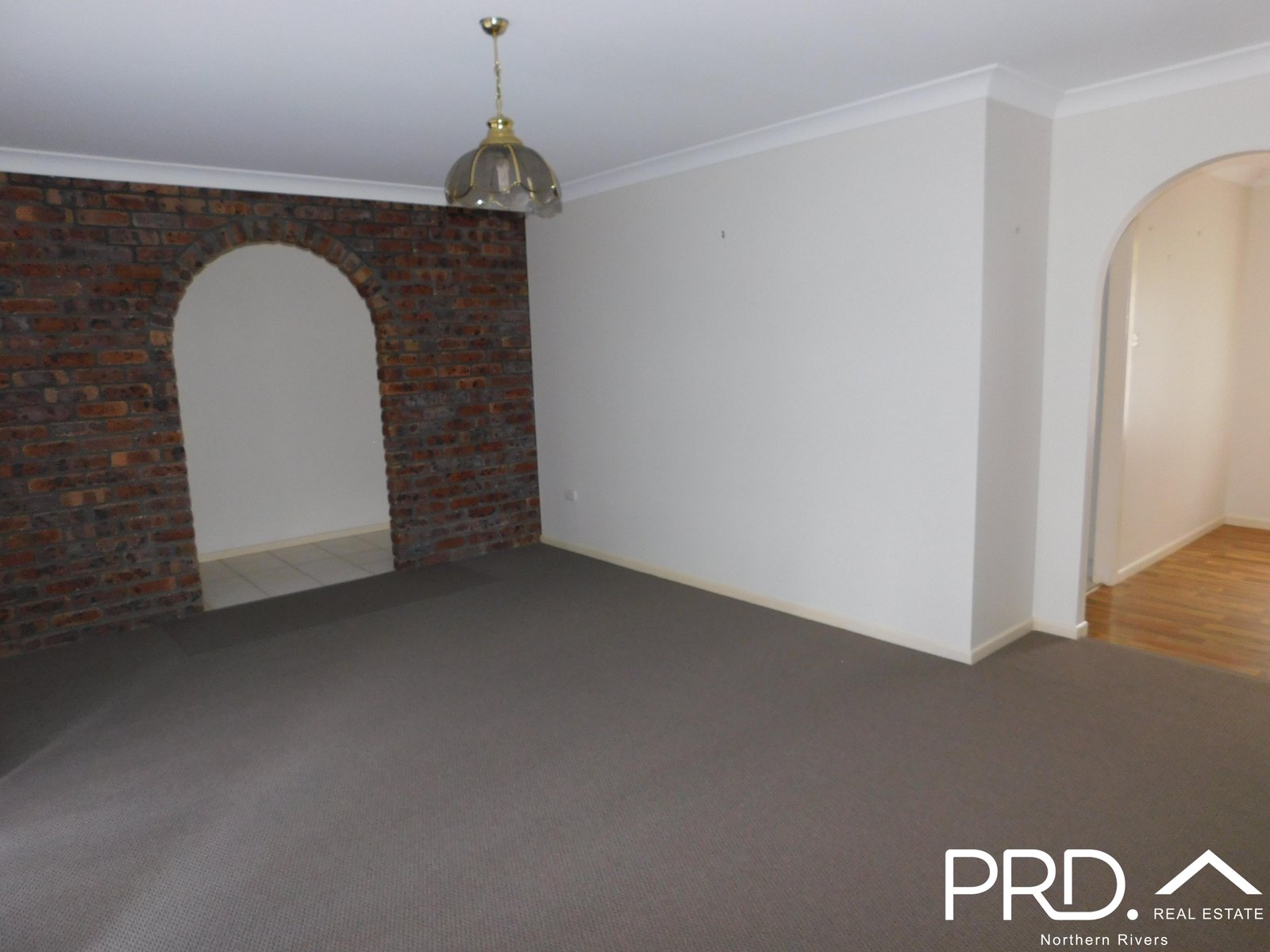 19 Graeme Avenue GOONELLABAH 6