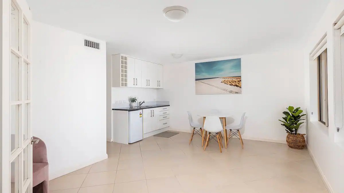 19 Graham Street BOAT HARBOUR 12