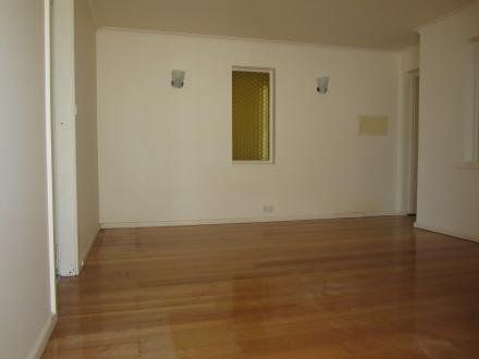 Gallery: 19 Greenview Court