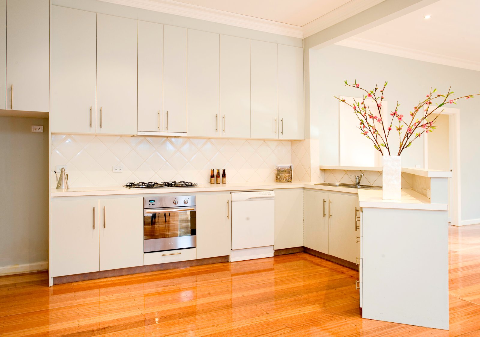 Gallery: 19 Hall Street