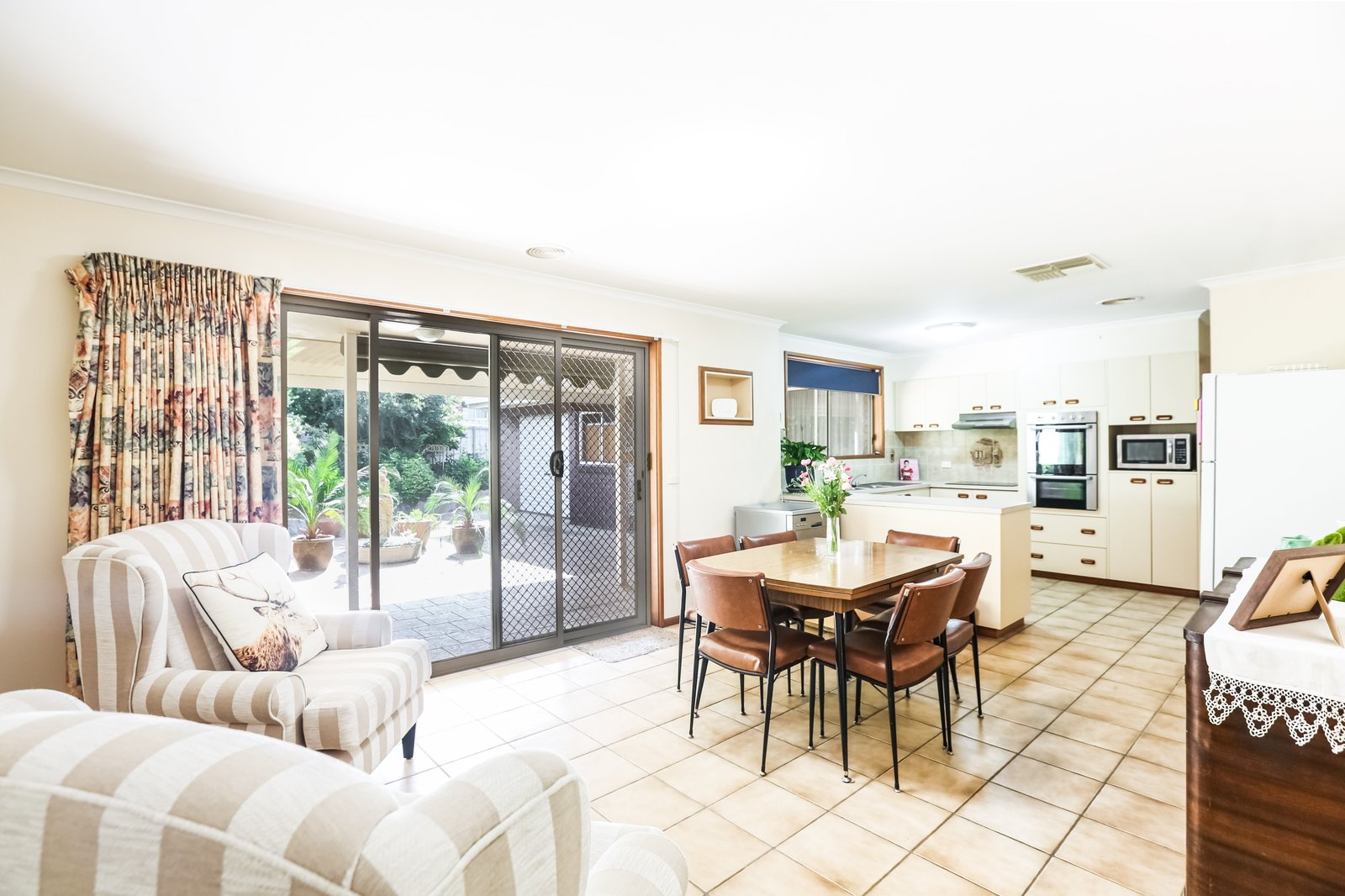 19 Hamilton Valley Court LAVINGTON 5