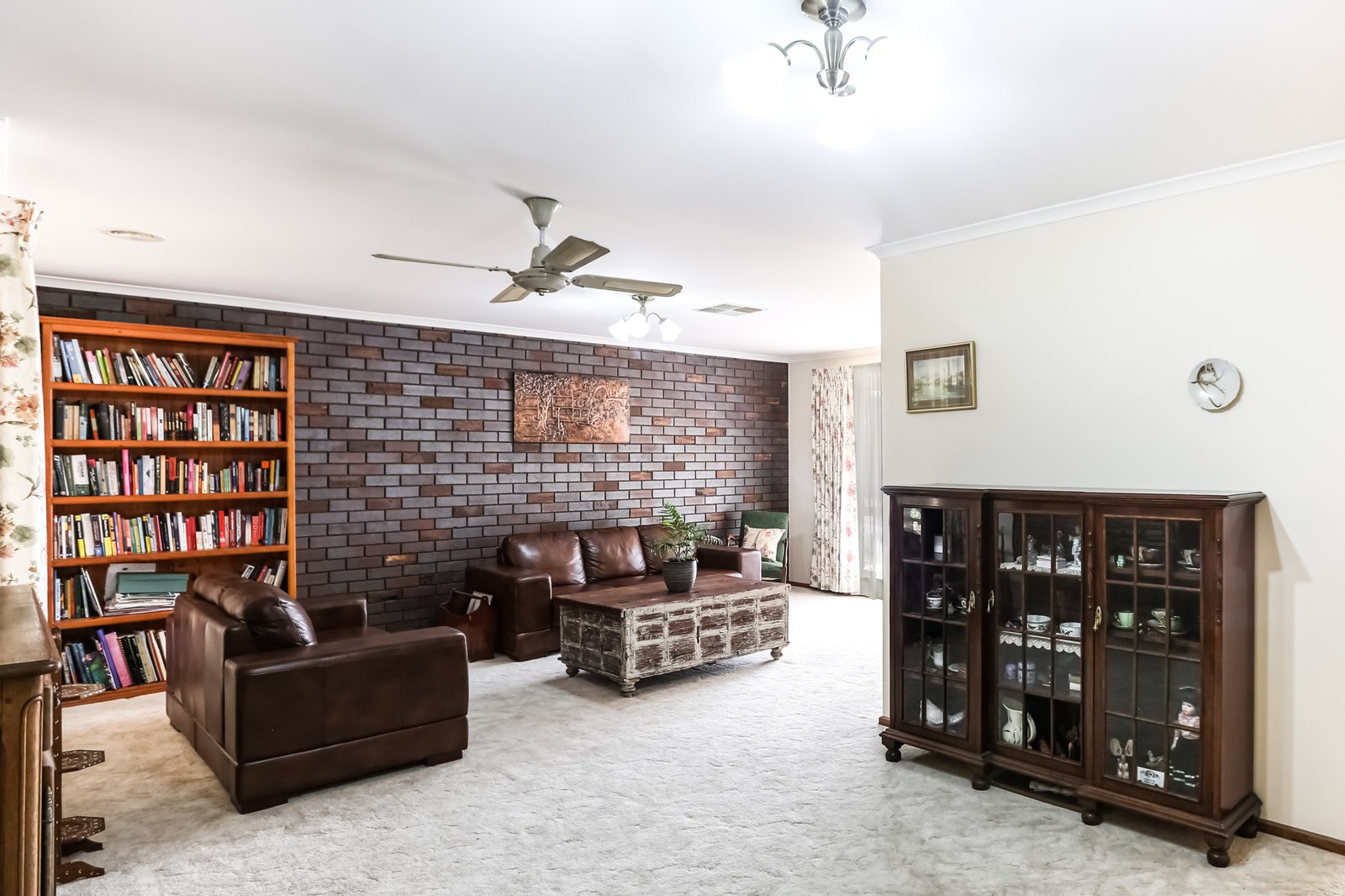 19 Hamilton Valley Court LAVINGTON 8