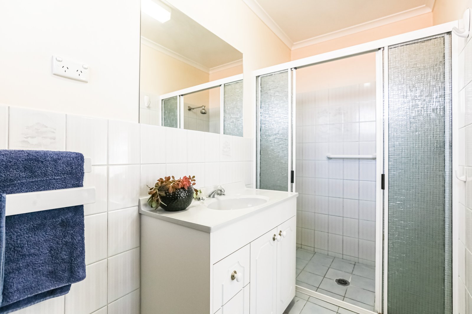 19 Hamilton Valley Court LAVINGTON 11