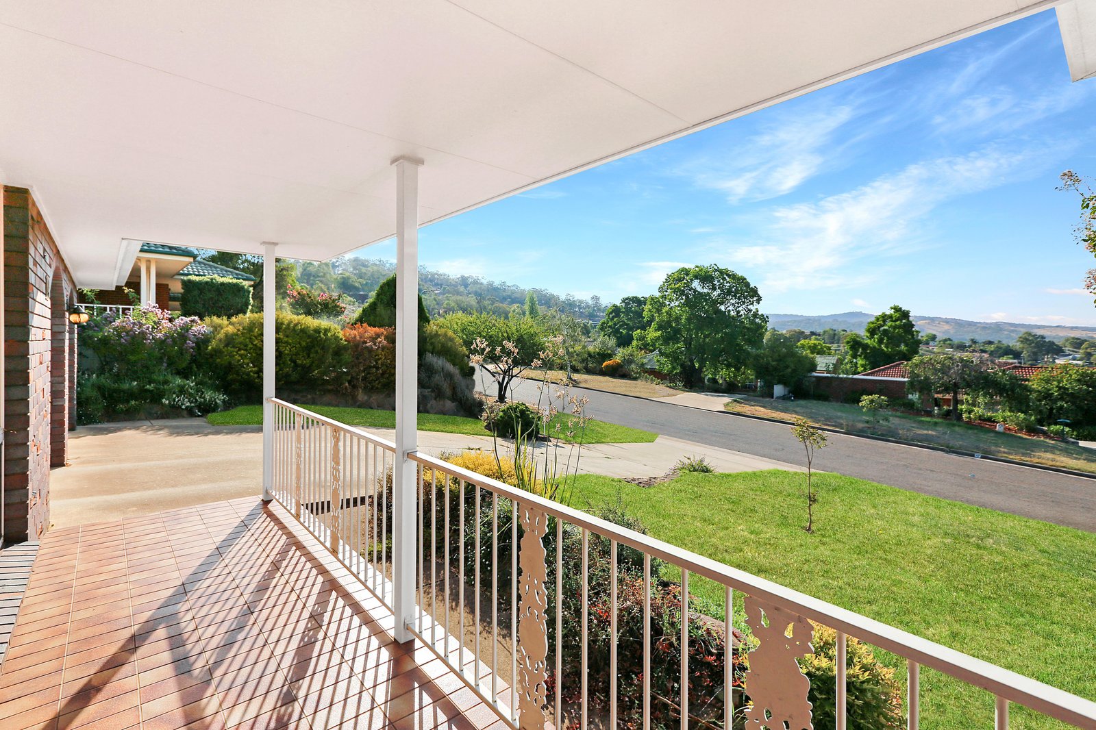19 Hamilton Valley Court LAVINGTON 16