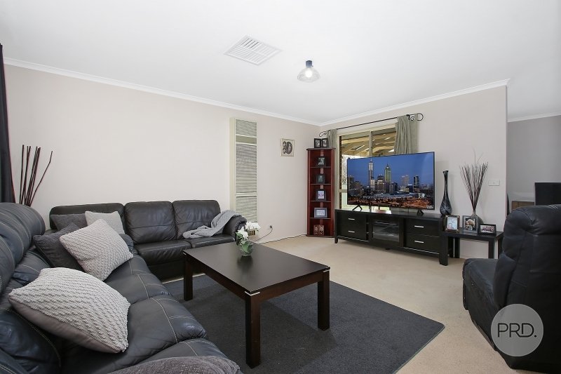 19 Handel Street GLENROY 2