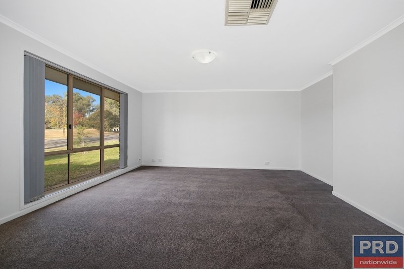 19 Hartigan Street THURGOONA 4