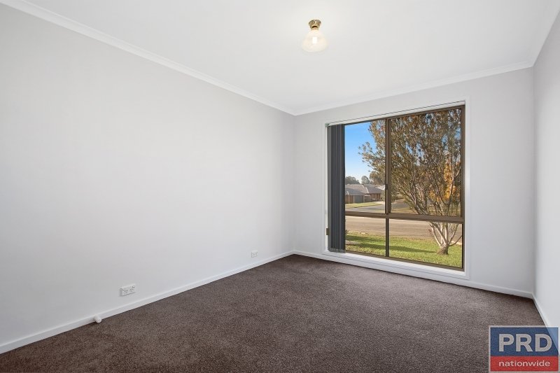 19 Hartigan Street THURGOONA 6
