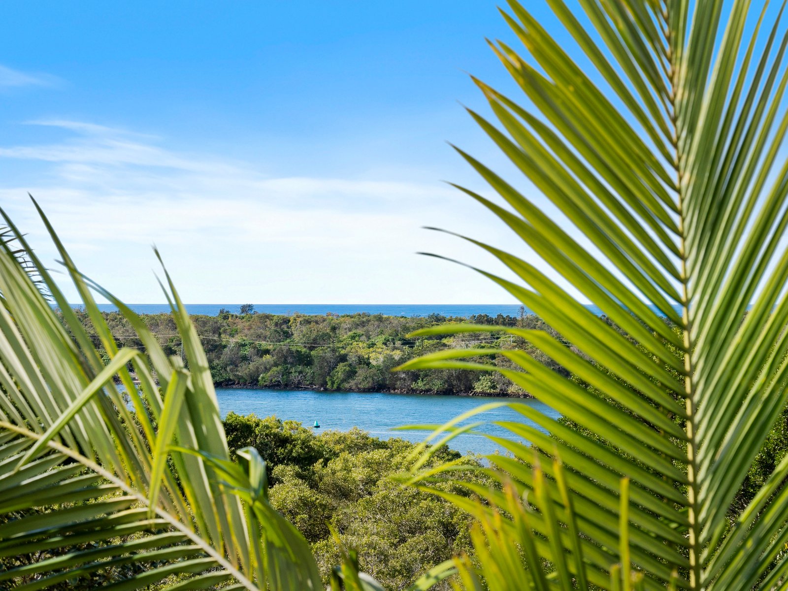 19 Hibiscus Parade BANORA POINT 2