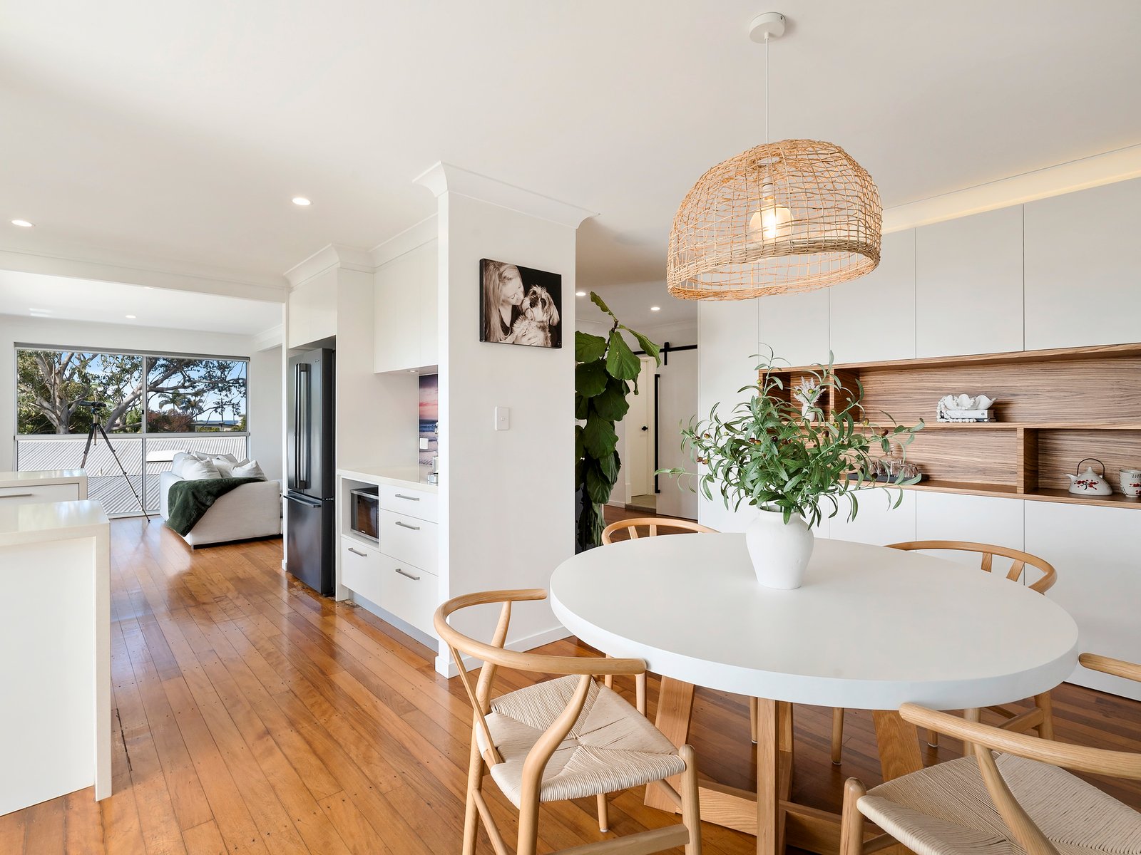 19 Hibiscus Parade BANORA POINT 5