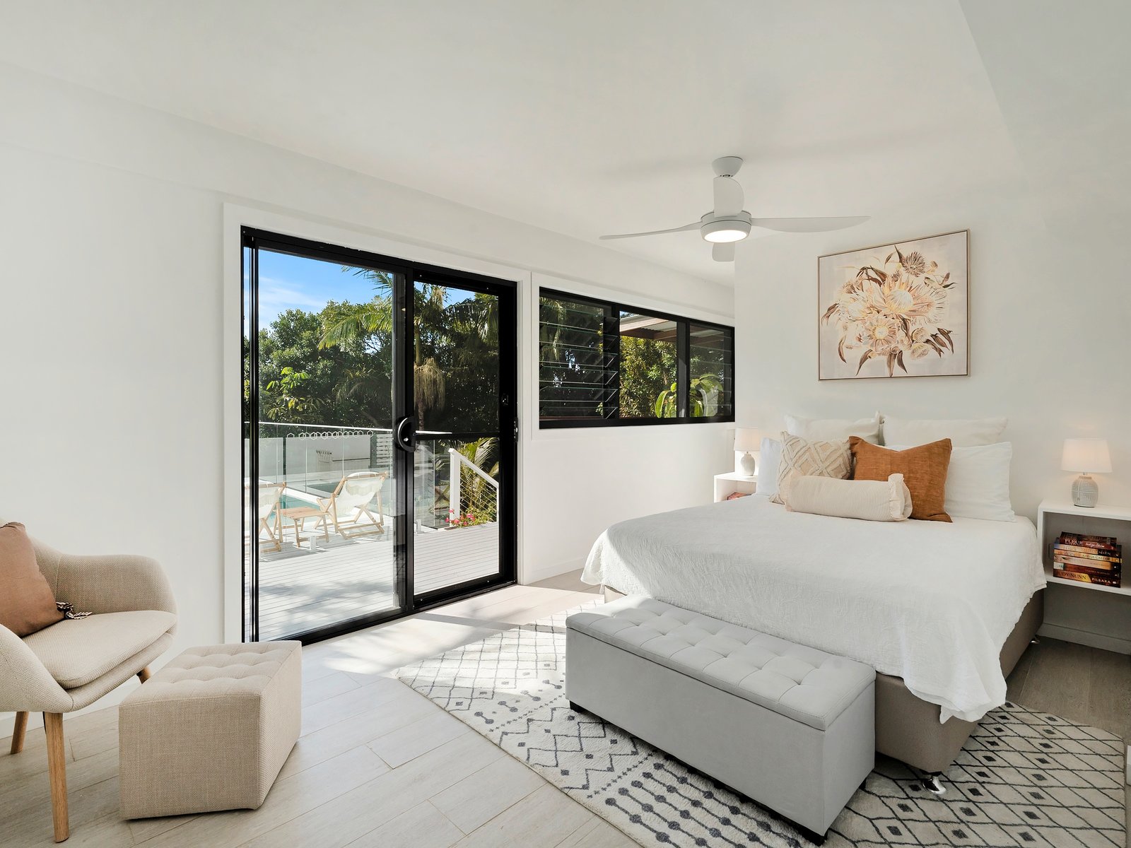 19 Hibiscus Parade BANORA POINT 17