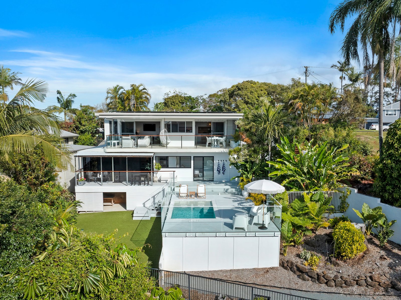 19 Hibiscus Parade BANORA POINT 24