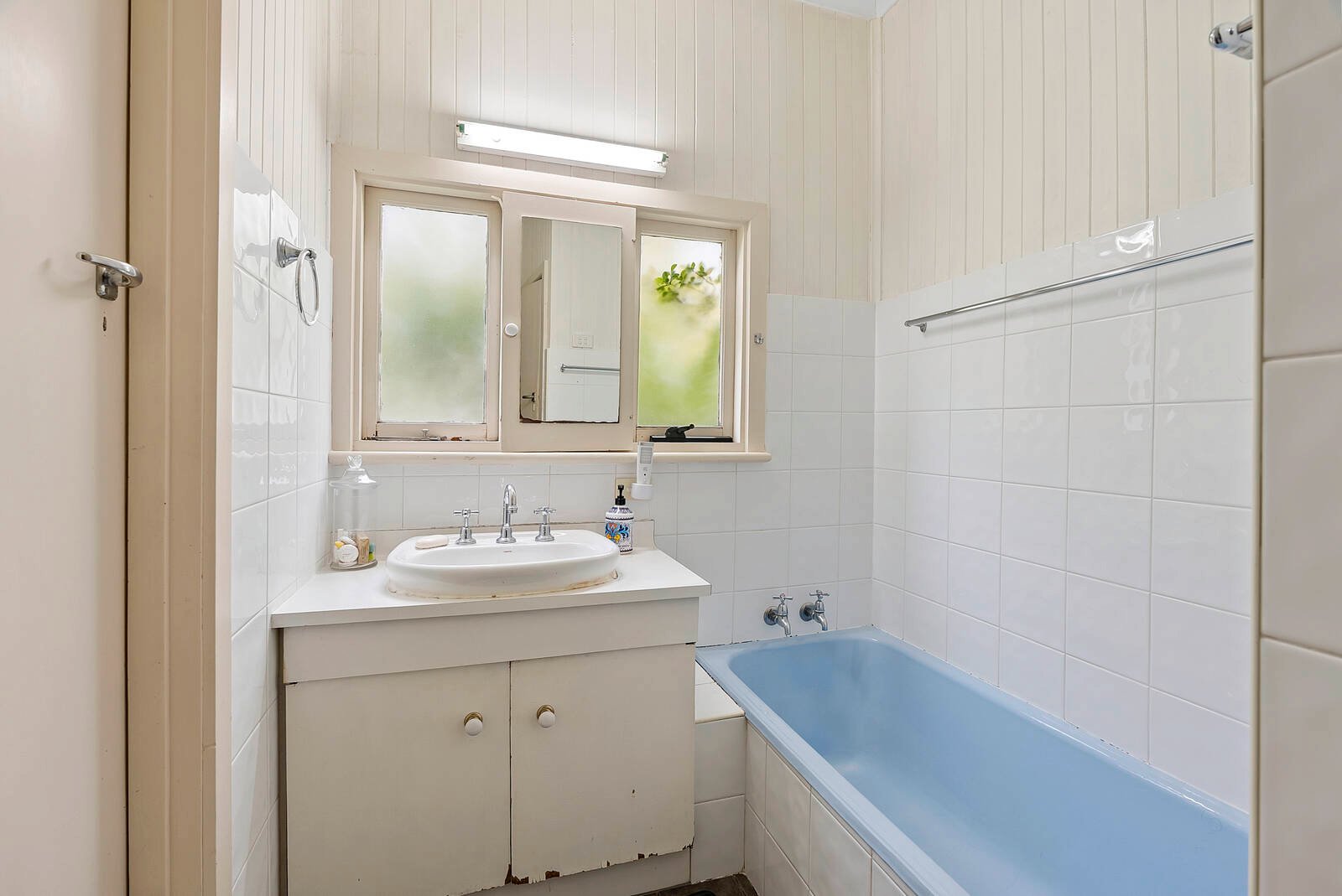 Real Estate and Property in 19 High Street, Woodend, VIC