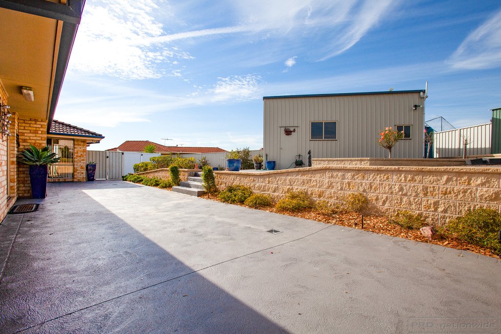 19 Holliday Close RUTHERFORD 9