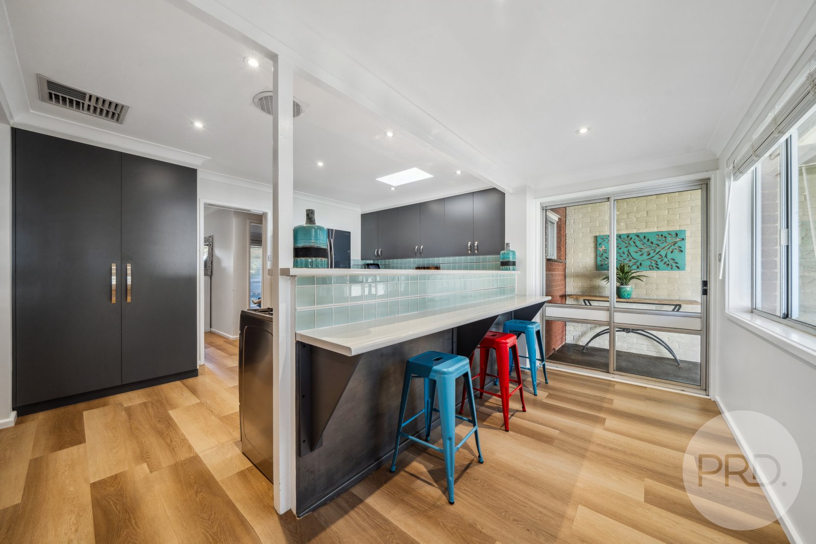 19 Holloway Street TOLLAND 7