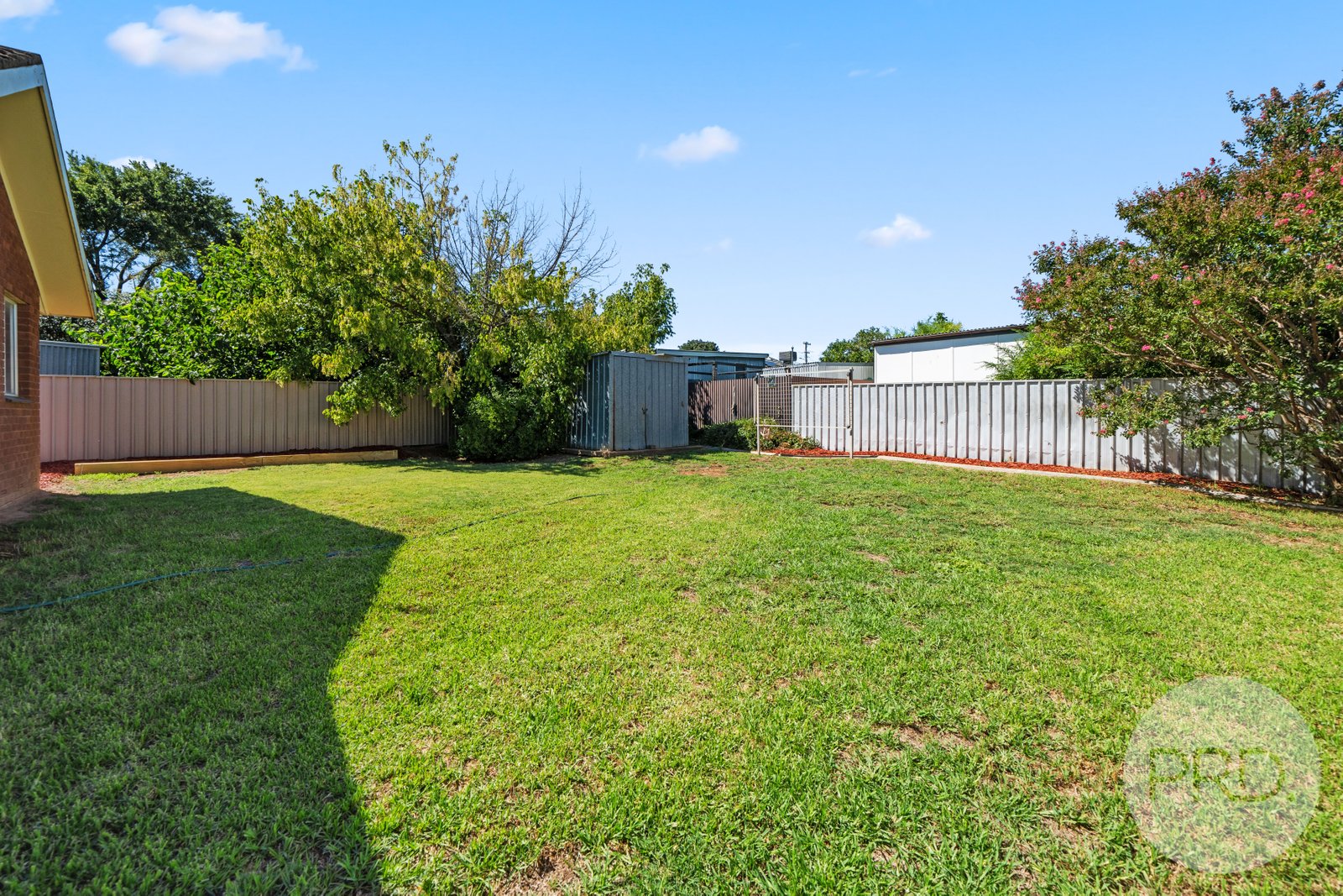19 Holloway Street TOLLAND 18