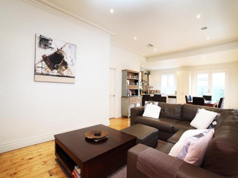 Gallery: 19 Hotham Street