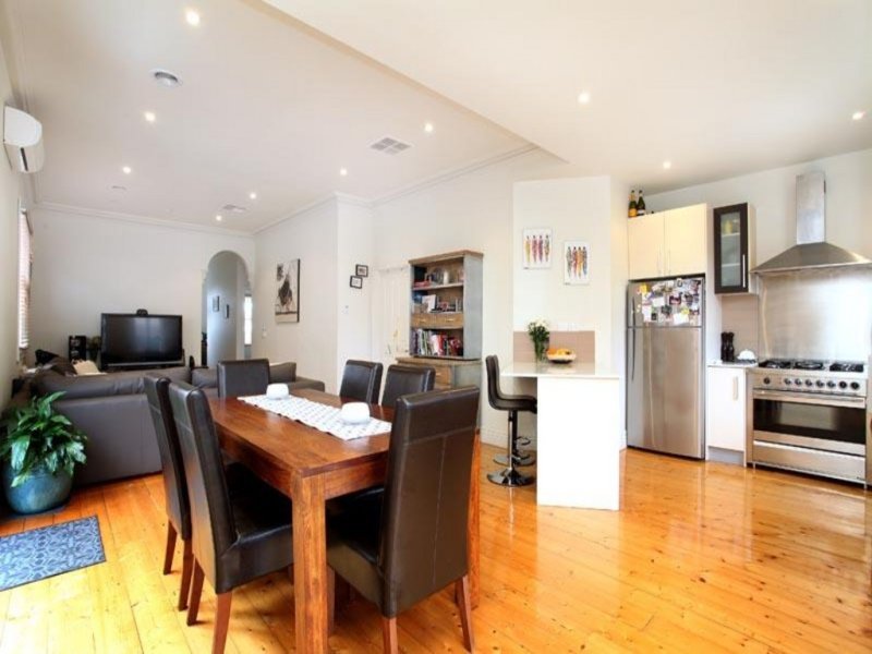 Gallery: 19 Hotham Street