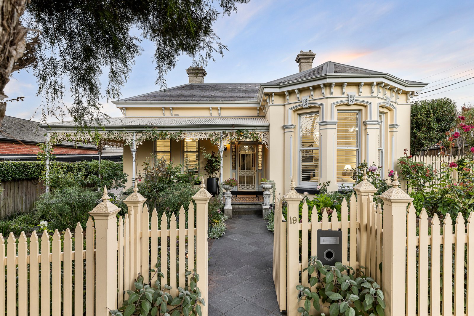 19 Illawarra Road, Hawthorn, 3122