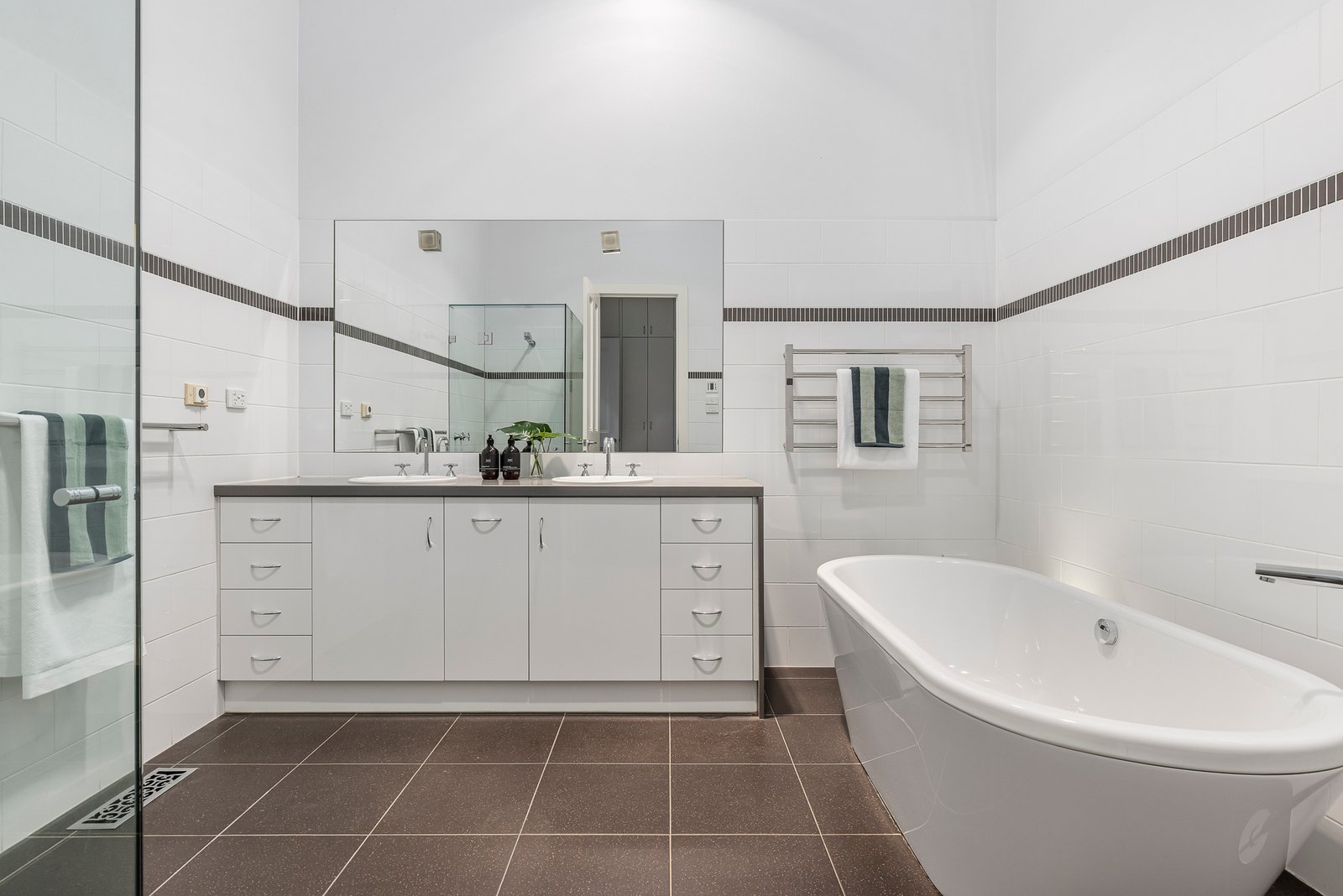 19 Illawarra Road, Hawthorn, 3122