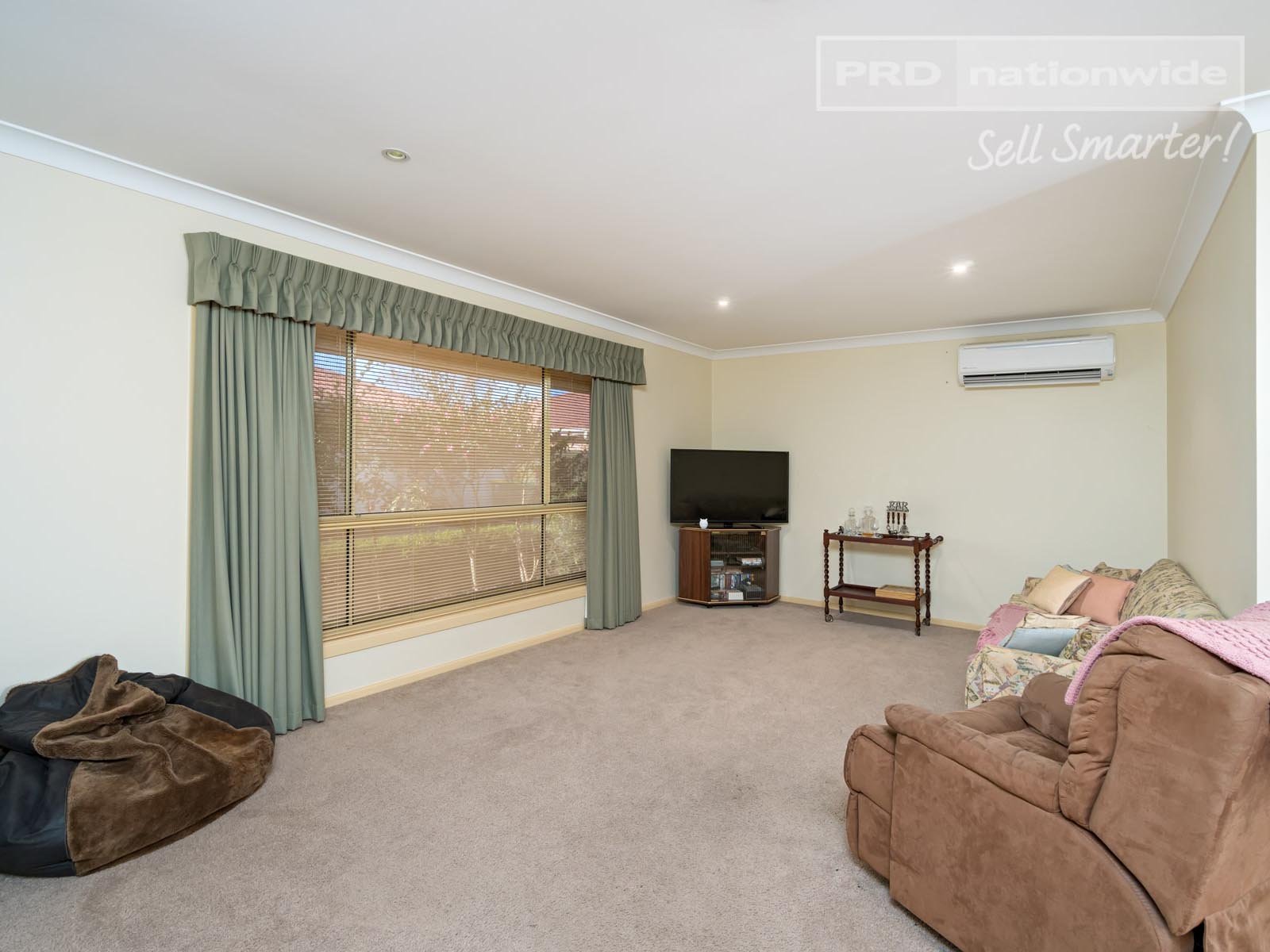 1/9 Inglis Street LAKE ALBERT 2