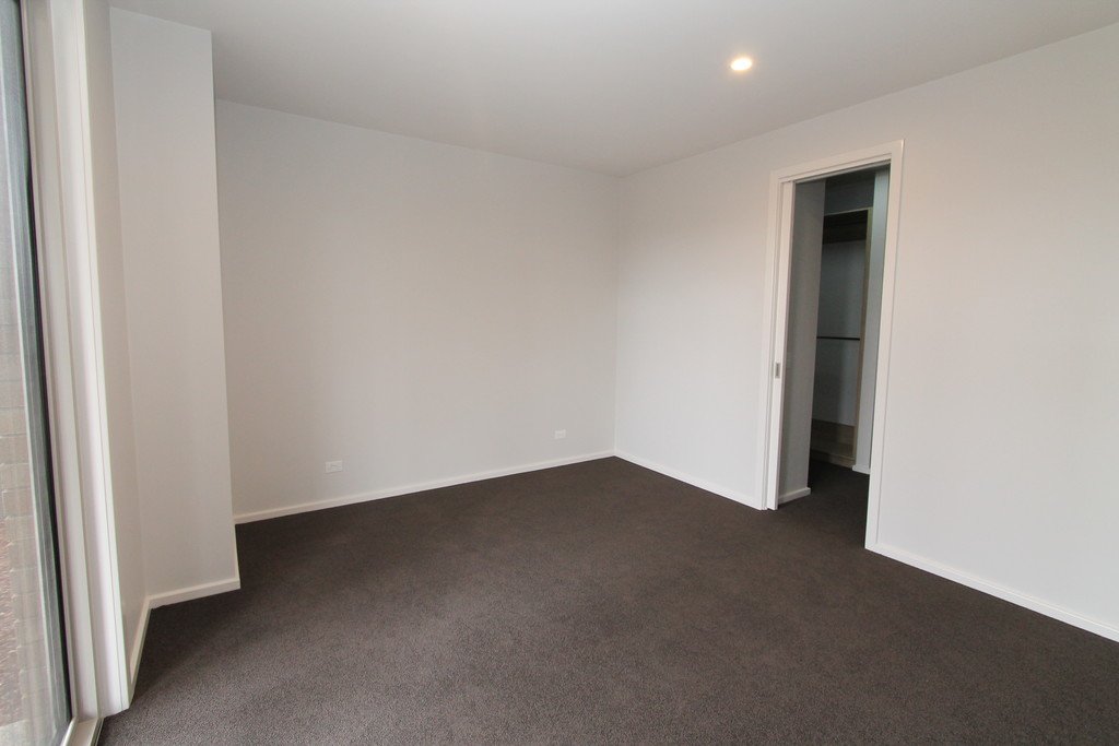 19 Insignia Boulevard ALFREDTON 4