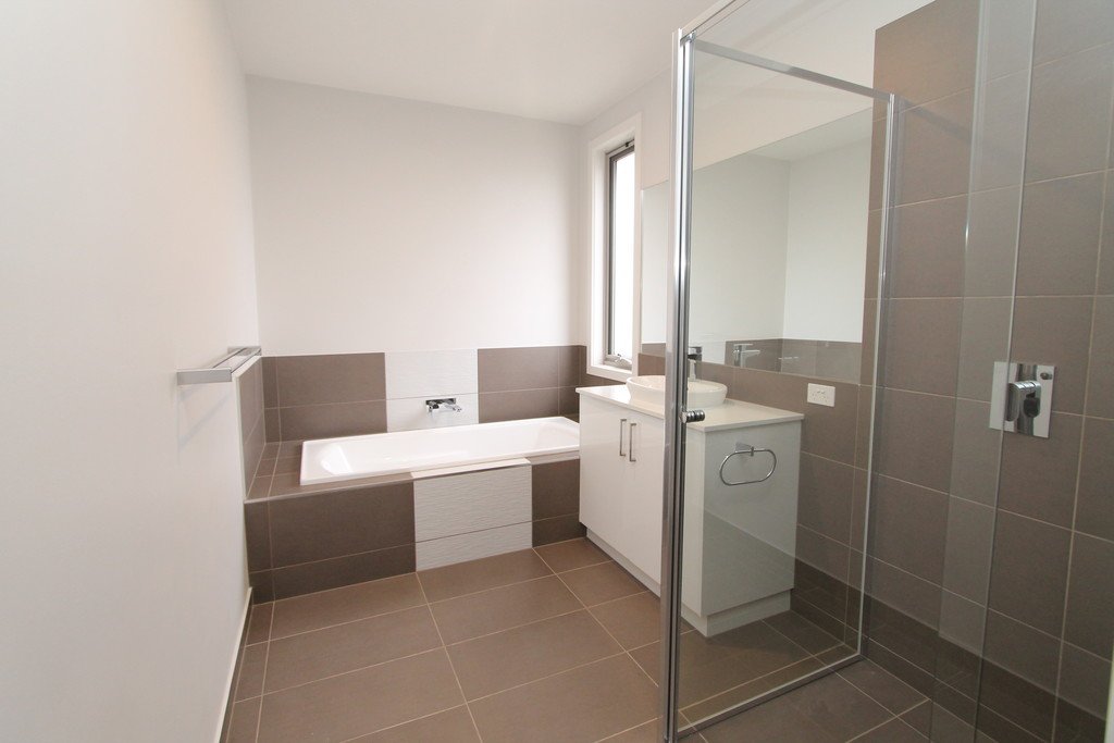 19 Insignia Boulevard ALFREDTON 19