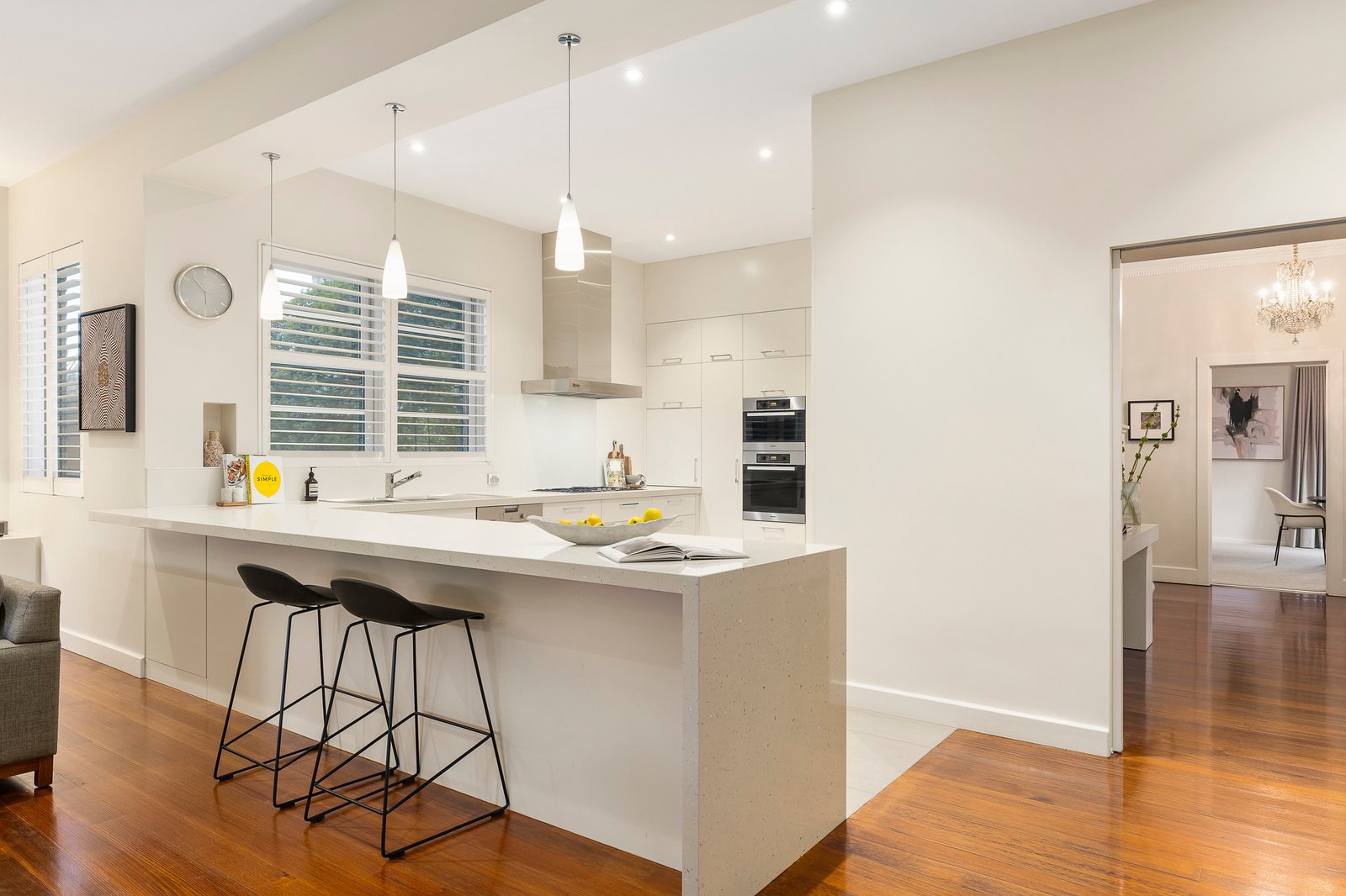 19 Inverness Way, Balwyn North, 3104