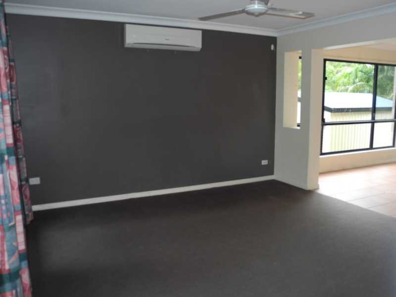 19 Jarrah Drive BOYNE ISLAND 12