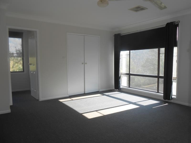 19 Jodie Court TAMWORTH 3