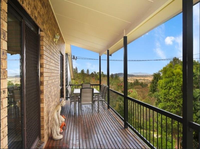 19 Jodie Court TAMWORTH 8