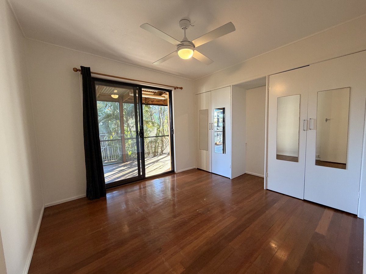 19 Joy Avenue Burleigh Heads 5