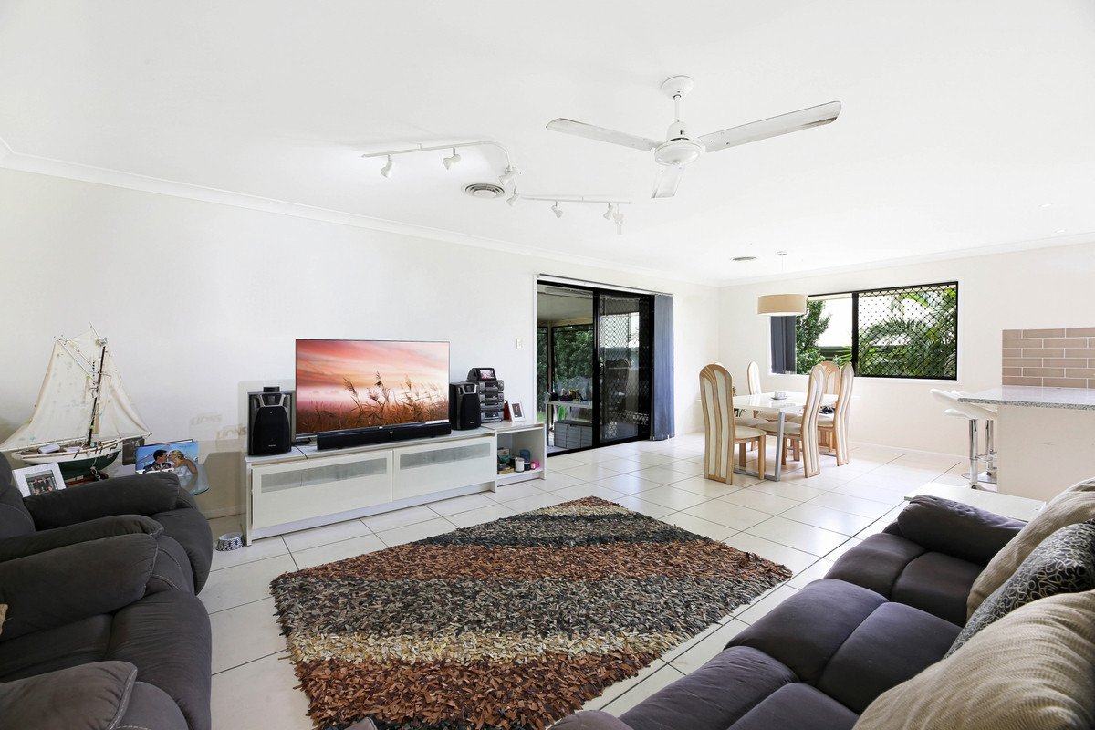 19 Kauri Pine Street Reedy Creek 8