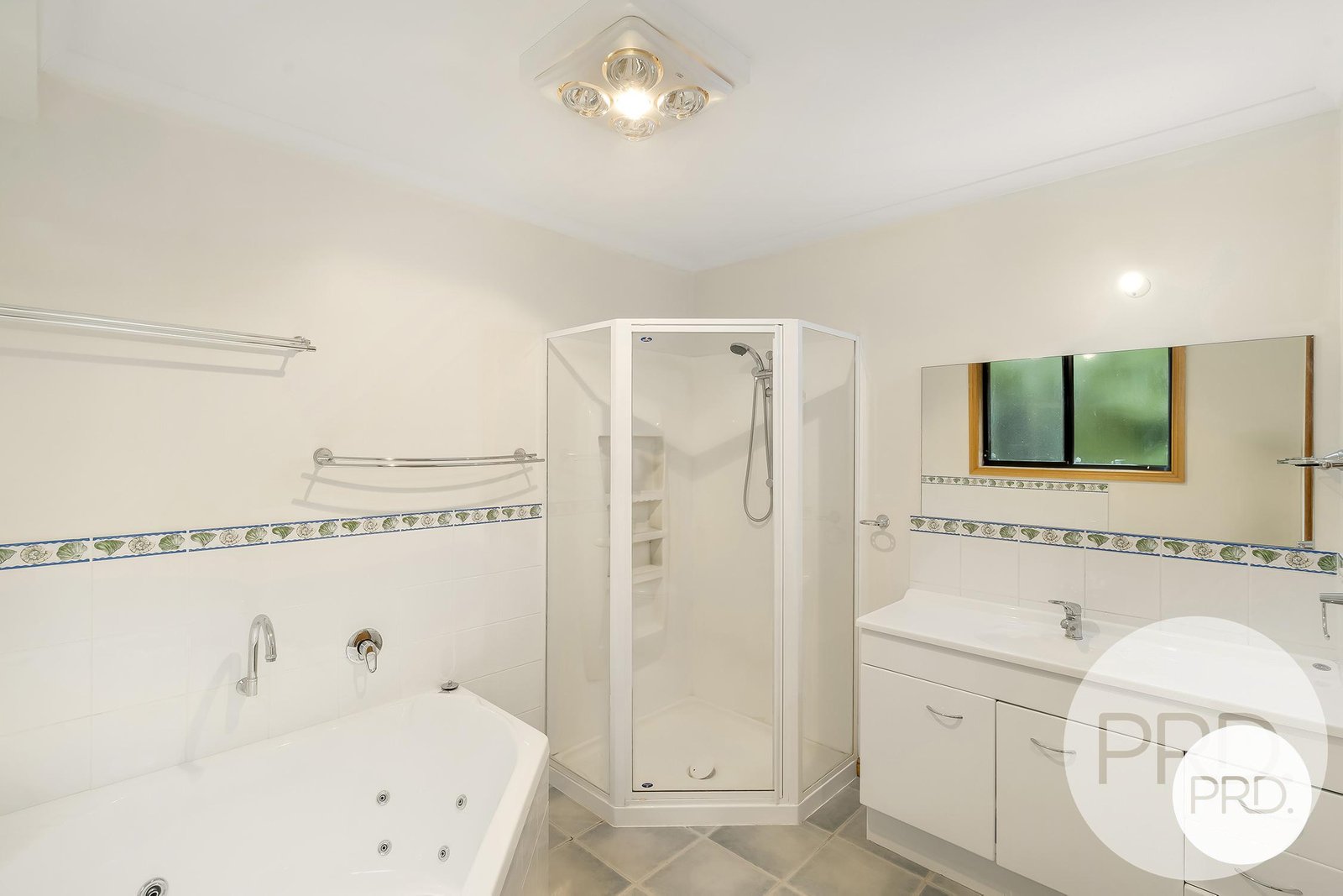 19 Keith White Crescent MOUNT STUART 17