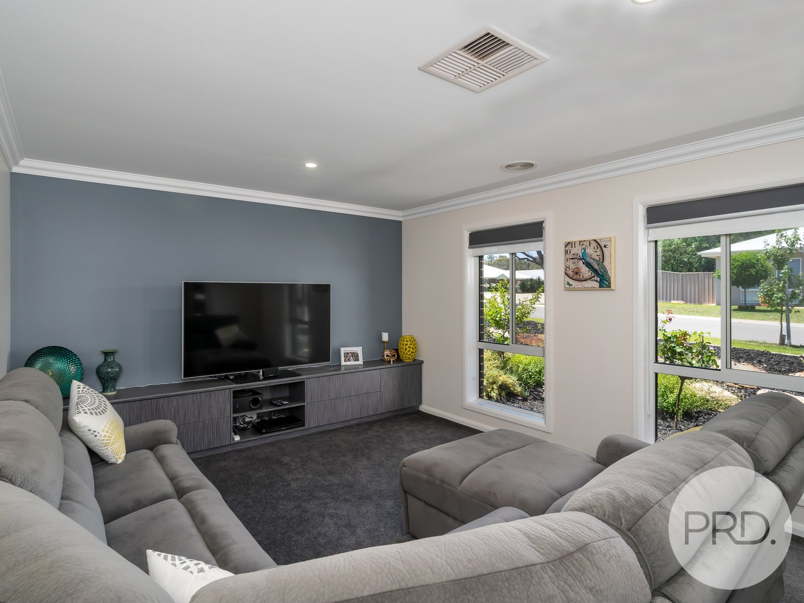 19 Kellerman Crescent BOOROOMA 4