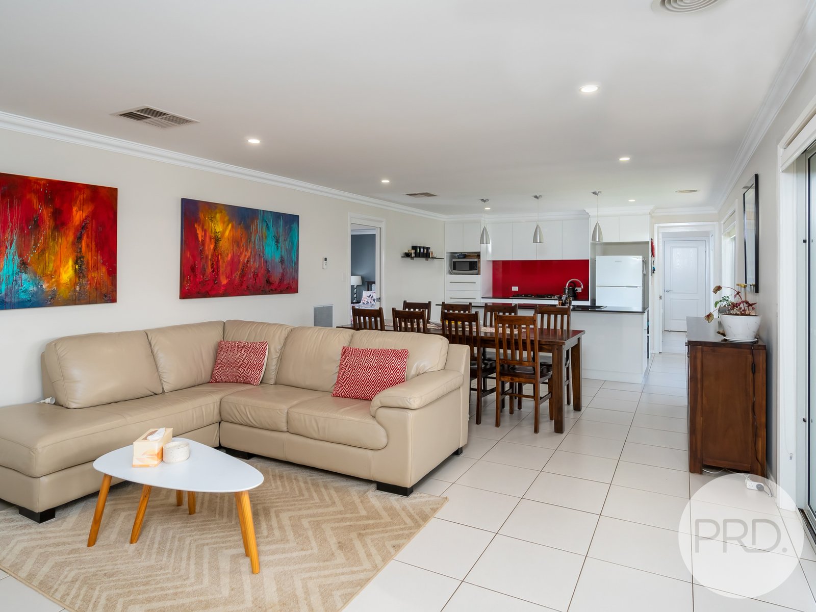 19 Kellerman Crescent BOOROOMA 6