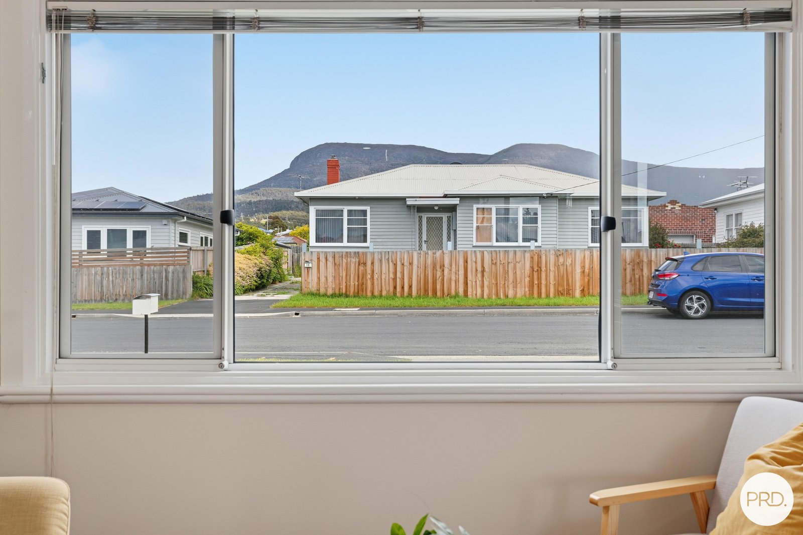 1/9 Kenbrae Avenue GLENORCHY 10