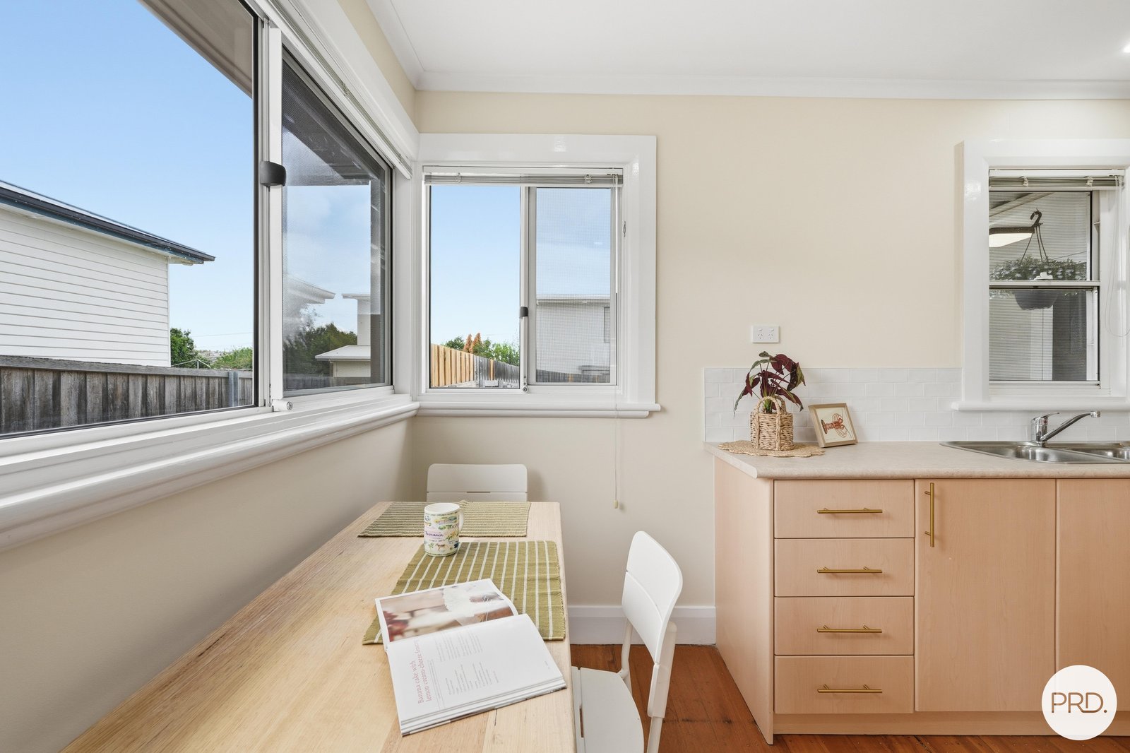 1/9 Kenbrae Avenue GLENORCHY 16