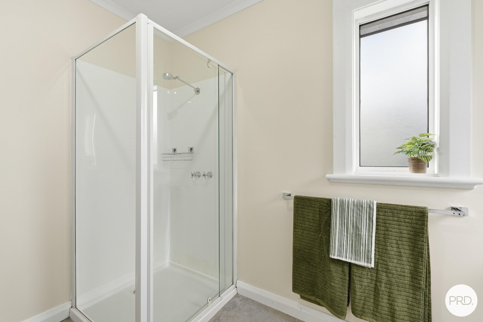 1/9 Kenbrae Avenue GLENORCHY 31