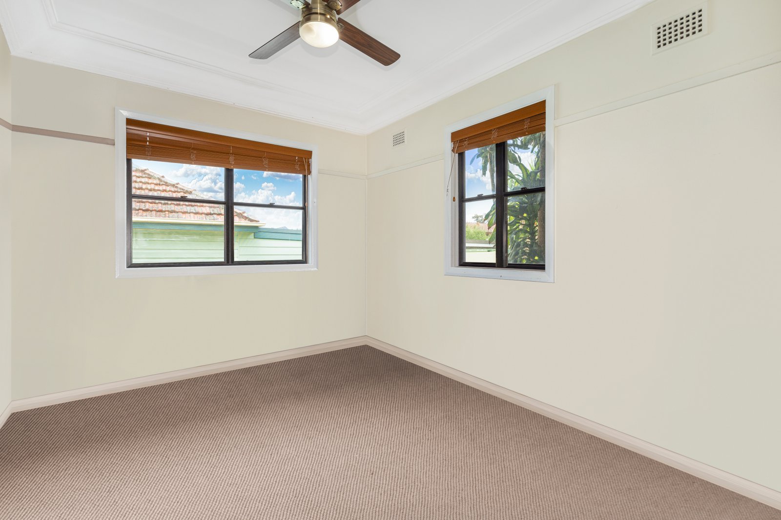 19 Kenneth Street EAST MAITLAND 17