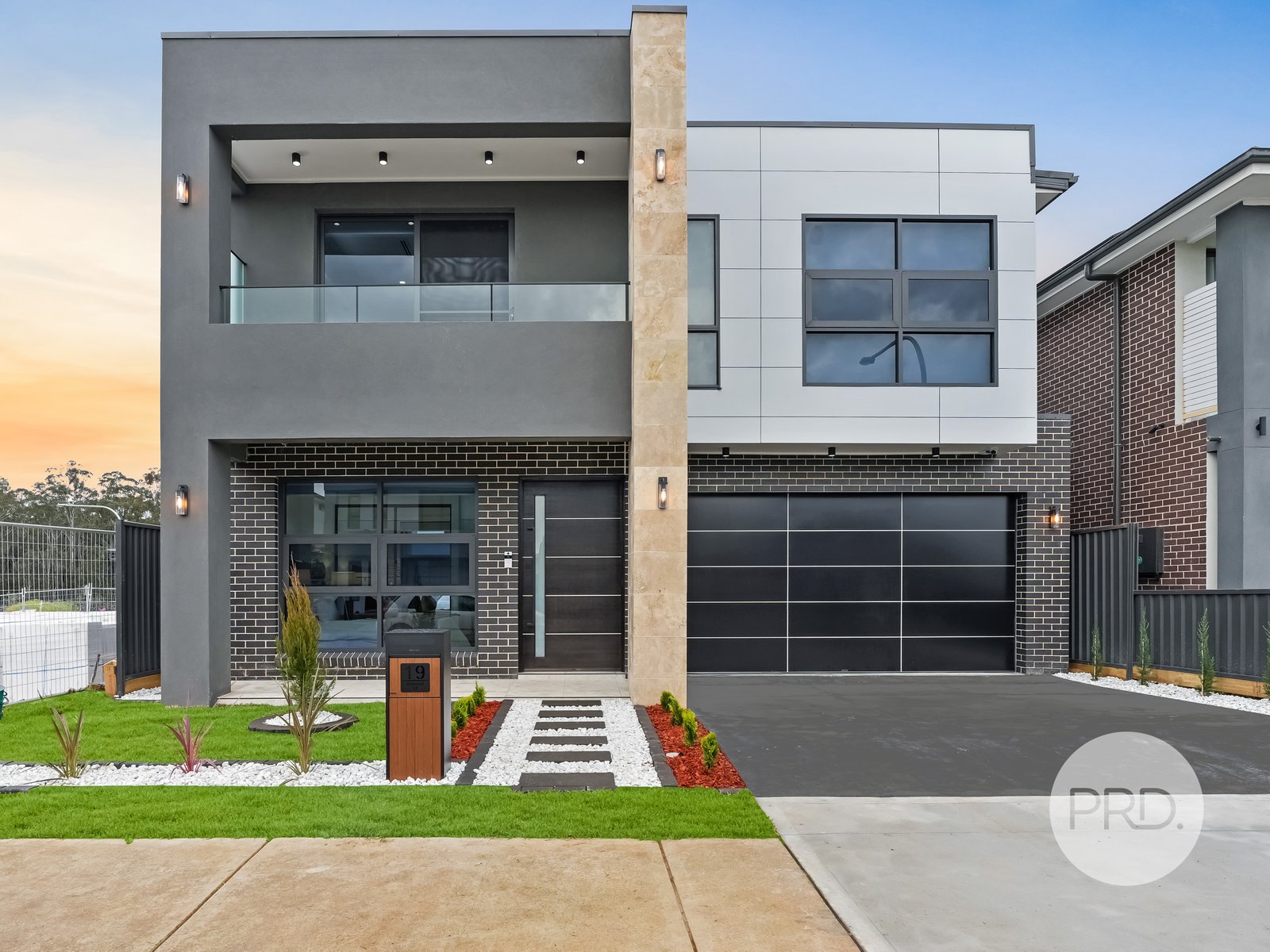 19 Kensell Street AUSTRAL 1