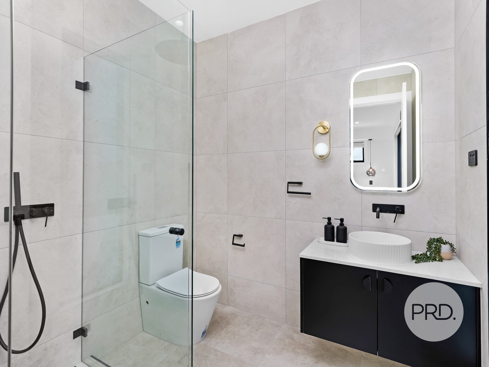 19 Kensell Street AUSTRAL 24