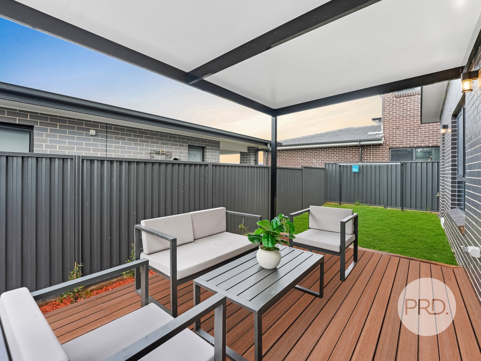 19 Kensell Street AUSTRAL 33