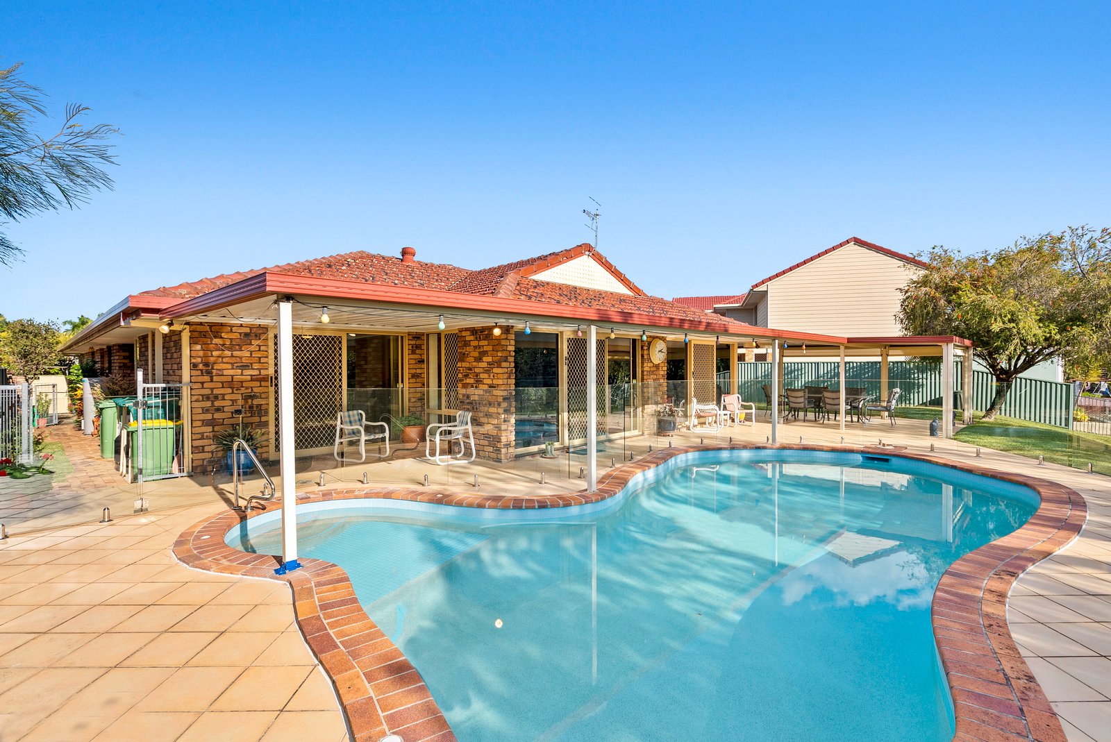 19 Kentia Court ELANORA 5