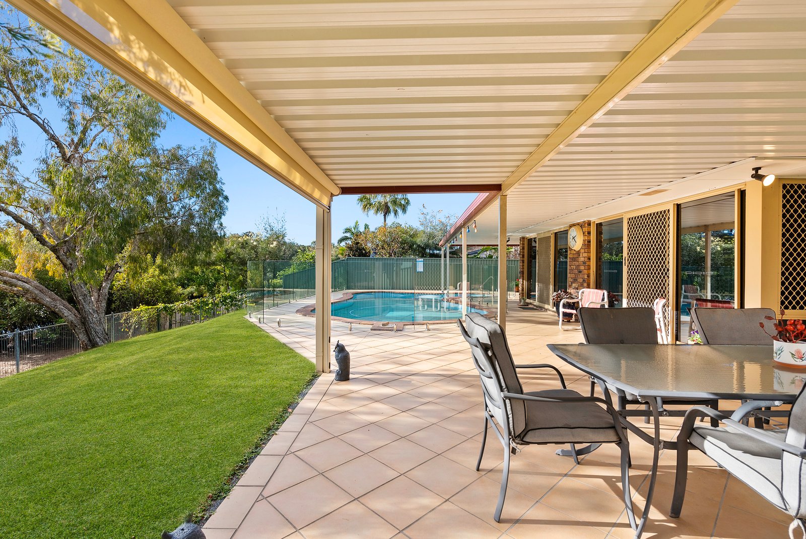 19 Kentia Court ELANORA 6